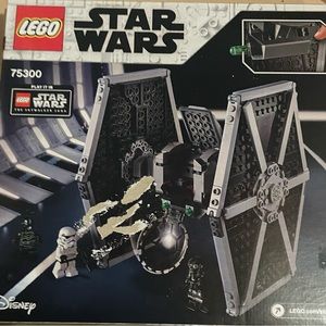 RETIREDStar Wars™ trilogyLEGO® brick version of the Imperial TIE Fighter (75300)